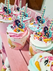 קאפקייקס של דמויות אהובות מתוך עולמם הקסום של הילדים